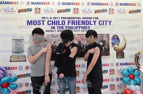 SM Supermalls opens first COVID.